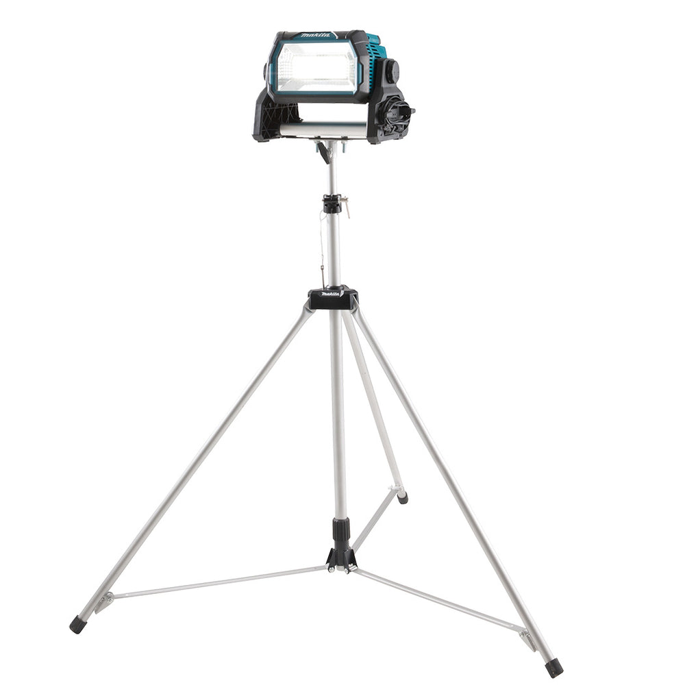 Makita 18V High Brightness LED Work Light with Tripod (tool only) DML809X1
